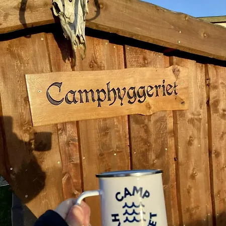 Camphyggeriet Fejø Feriehus *